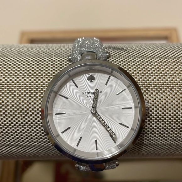 Kate Spade Watch ♠️♠️ - Picture 1 of 4